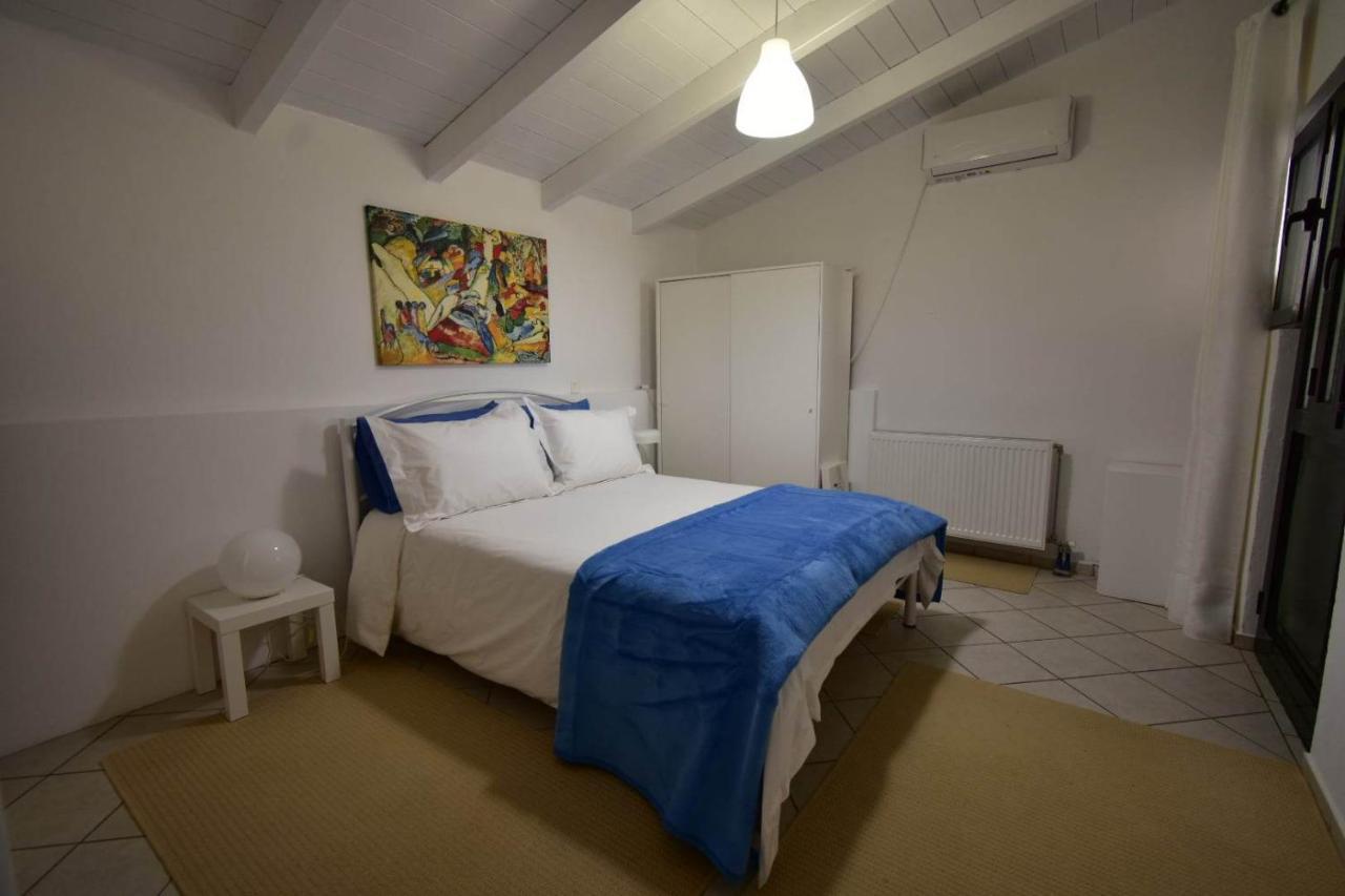 Sideroporta Castle Nafpaktos Guest House ภายนอก รูปภาพ