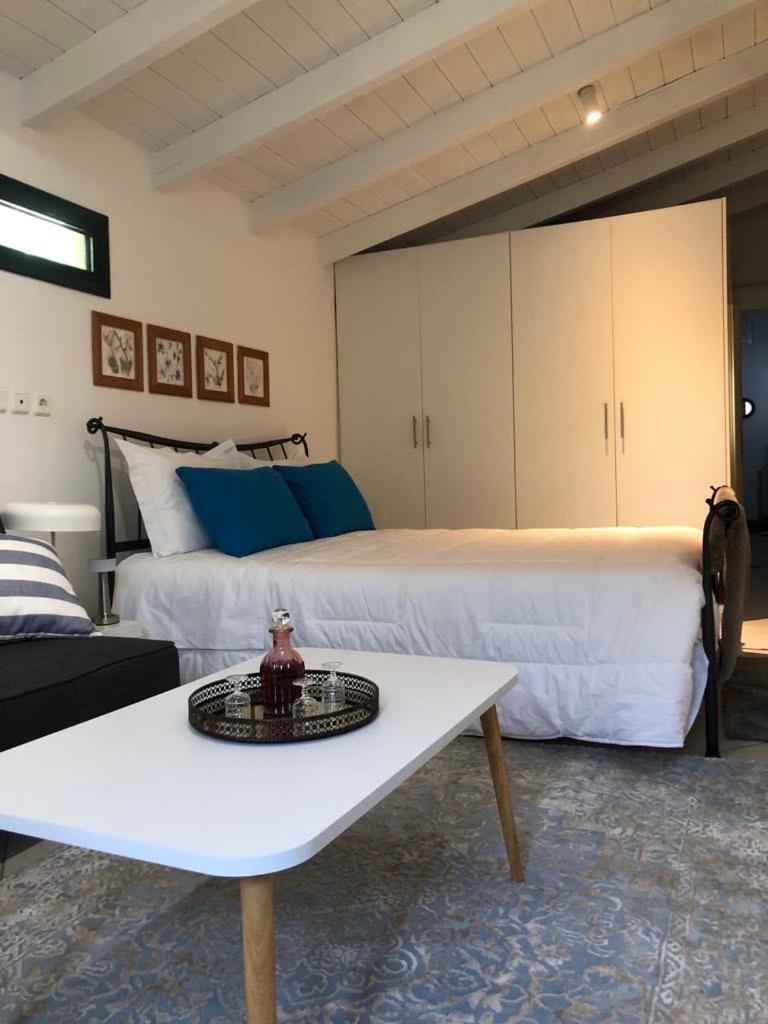 Sideroporta Castle Nafpaktos Guest House ภายนอก รูปภาพ