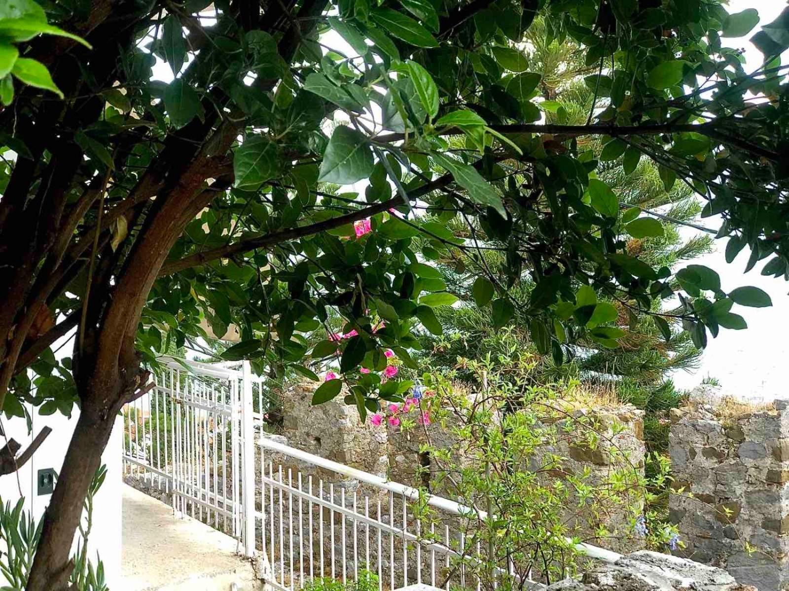 Sideroporta Castle Nafpaktos Guest House ภายนอก รูปภาพ